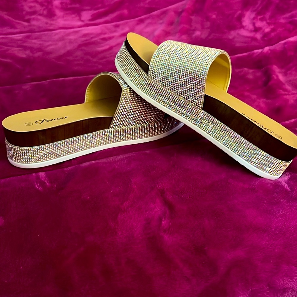 New Cute Glitter wedge sandals size 10